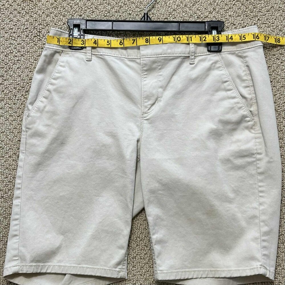 LOFT Marisa Size 8 Bermuda Shorts Tan Khaki 10 inch Inseam - Picture 5 of 6